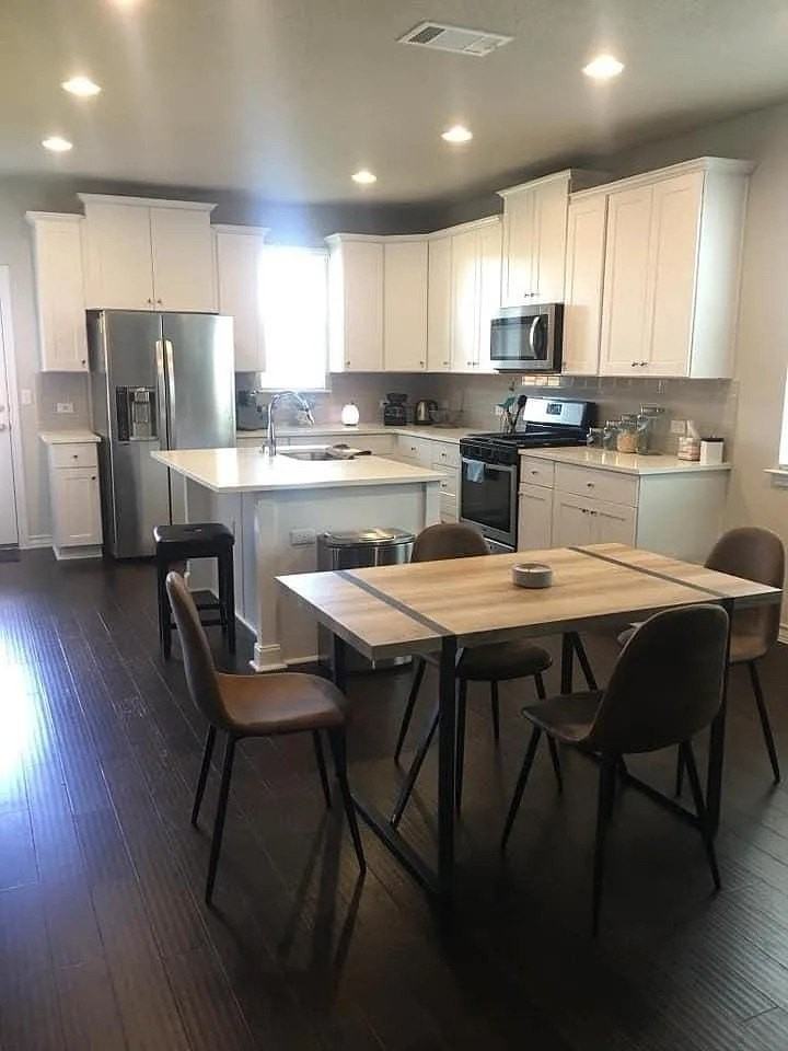 12100 Cimaizon Dr - Photo 4 of 13