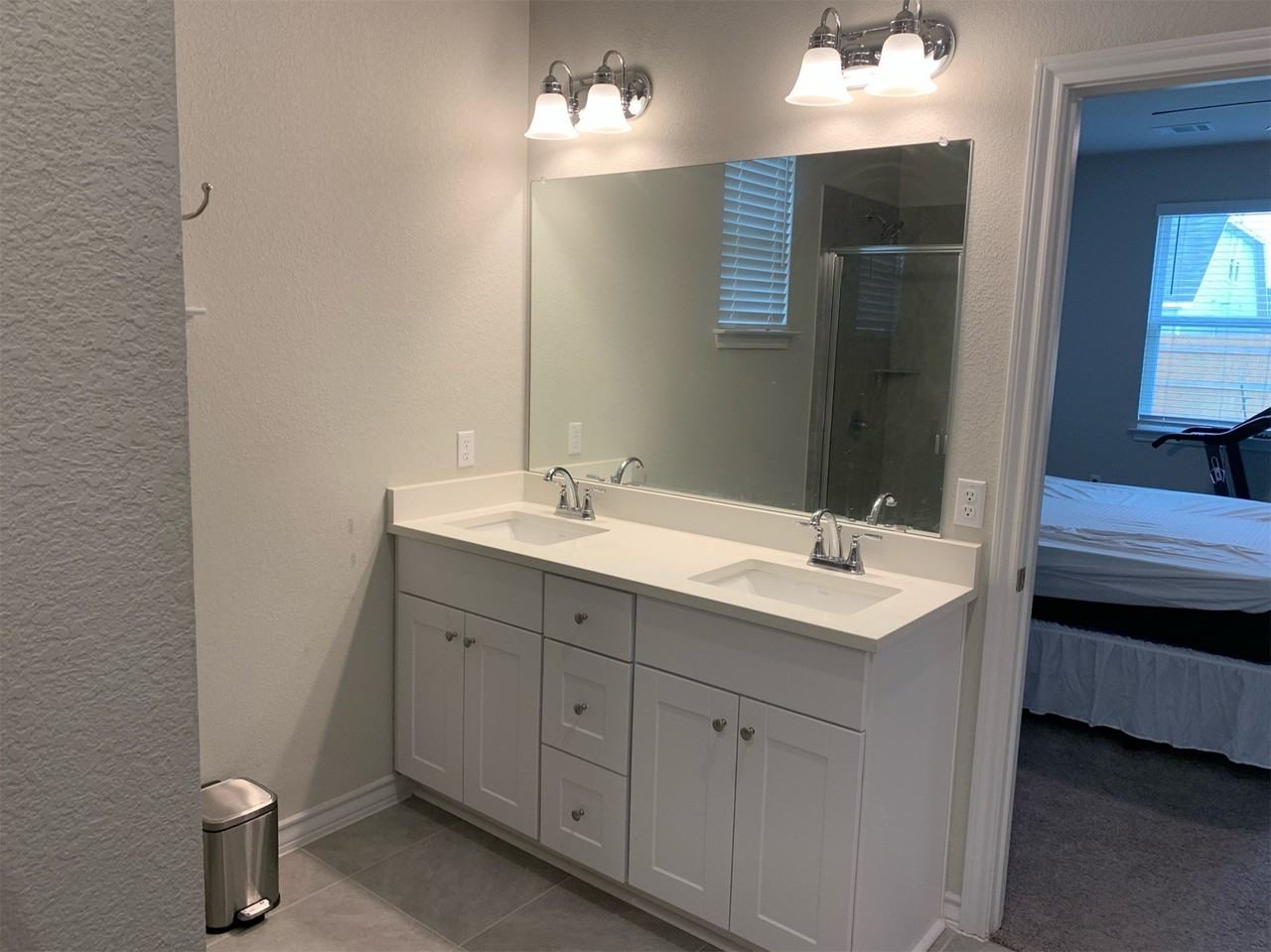12100 Cimaizon Dr - Photo 5 of 13