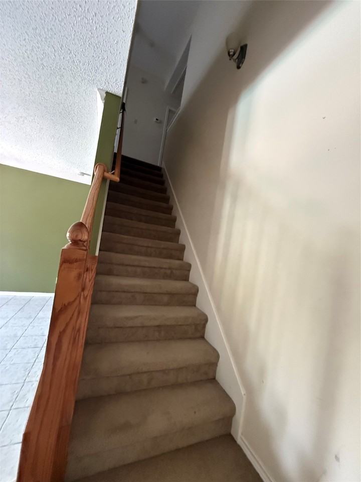 2332 Boardwalk Dr - Photo 7 of 8