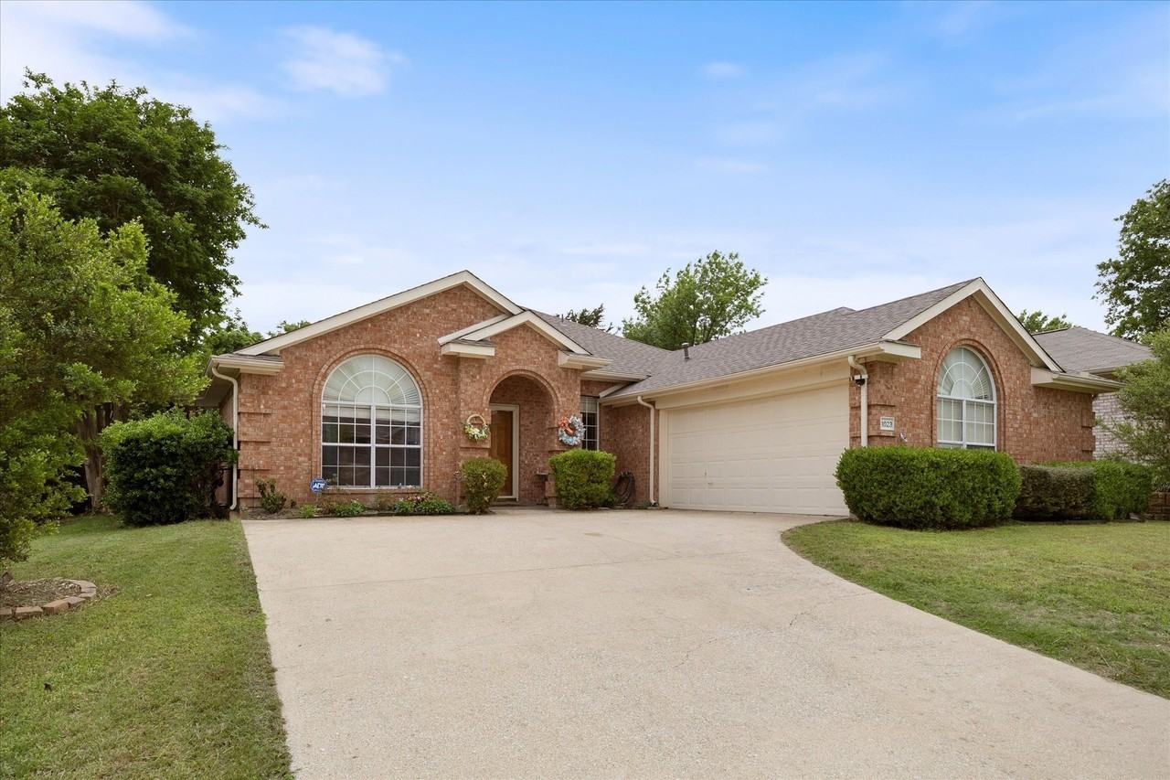 1023 High Cotton Ln - Photo 2 of 29