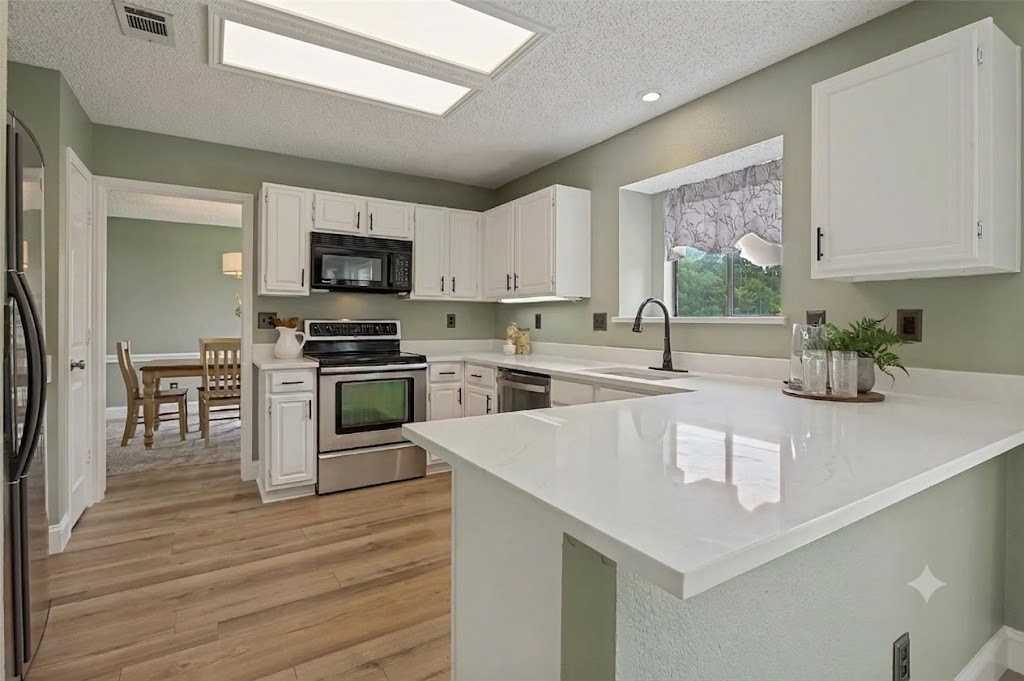 4515 Copperfield Dr - Photo 2 of 21
