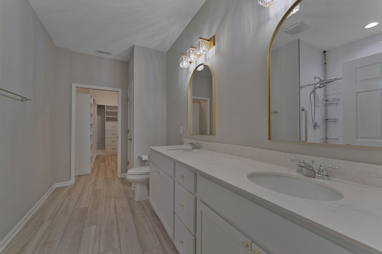 9264 Sharrott Road - 1Unit 804 #1 - Photo 6 of 17