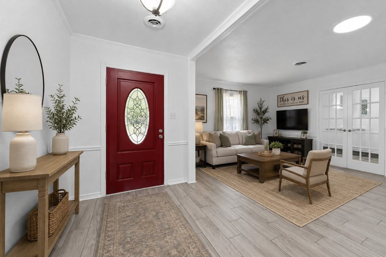 1807 Holm Oak St - Photo 6 of 28