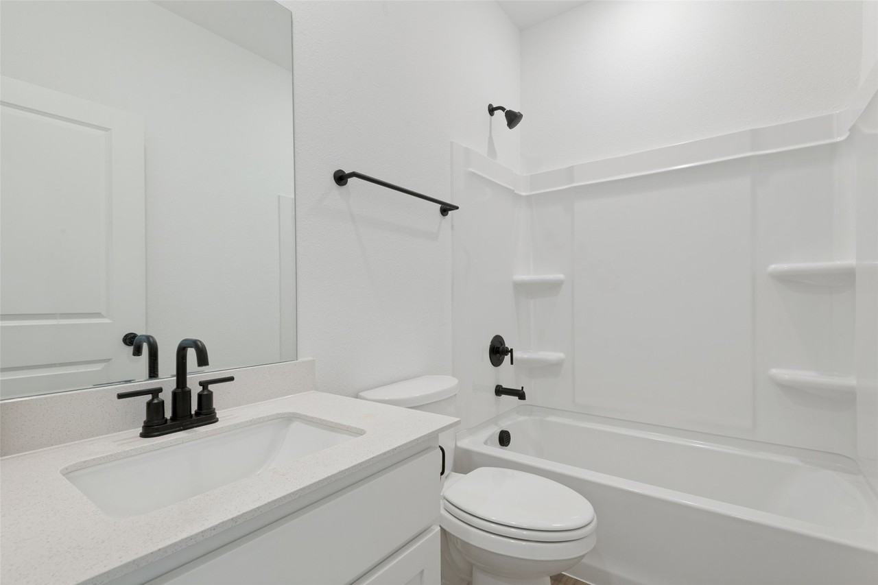 2504 Flaxfield Ln - Photo 6 of 12