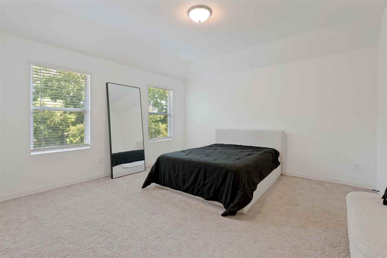 2504 Flaxfield Ln - Photo 7 of 12