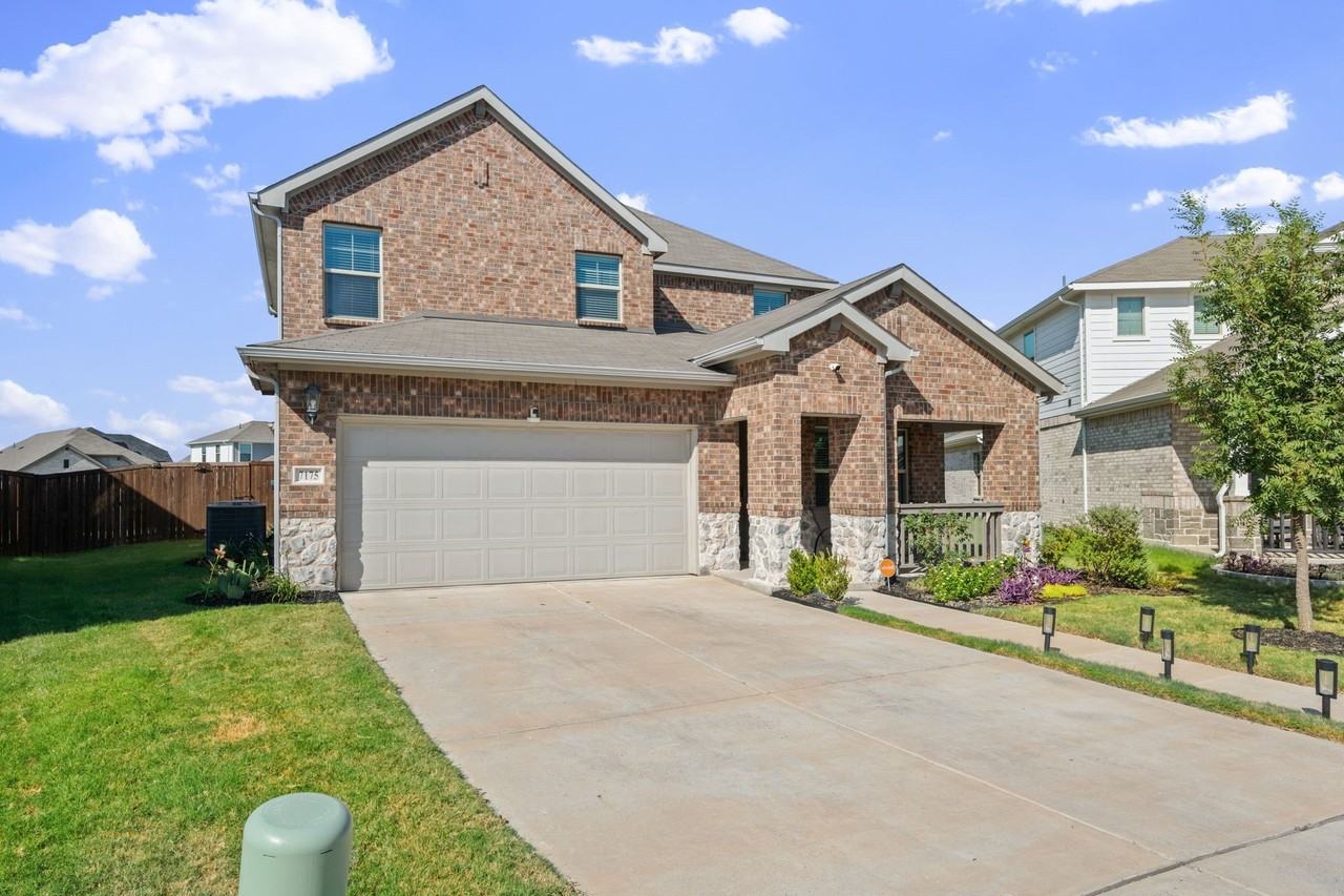 7175 Rolling Waters Way - Photo 2 of 40