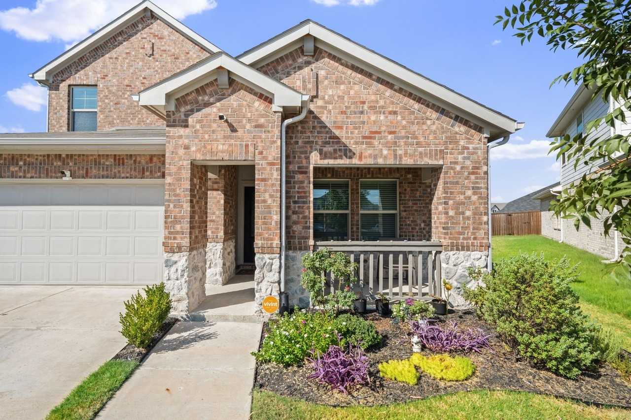 7175 Rolling Waters Way - Photo 4 of 40