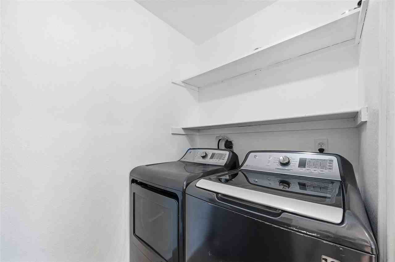 633 Rose Garden Dr #2 - Photo 6 of 11
