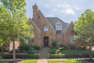 5000 Dickens Ln - Photo 1 of 1