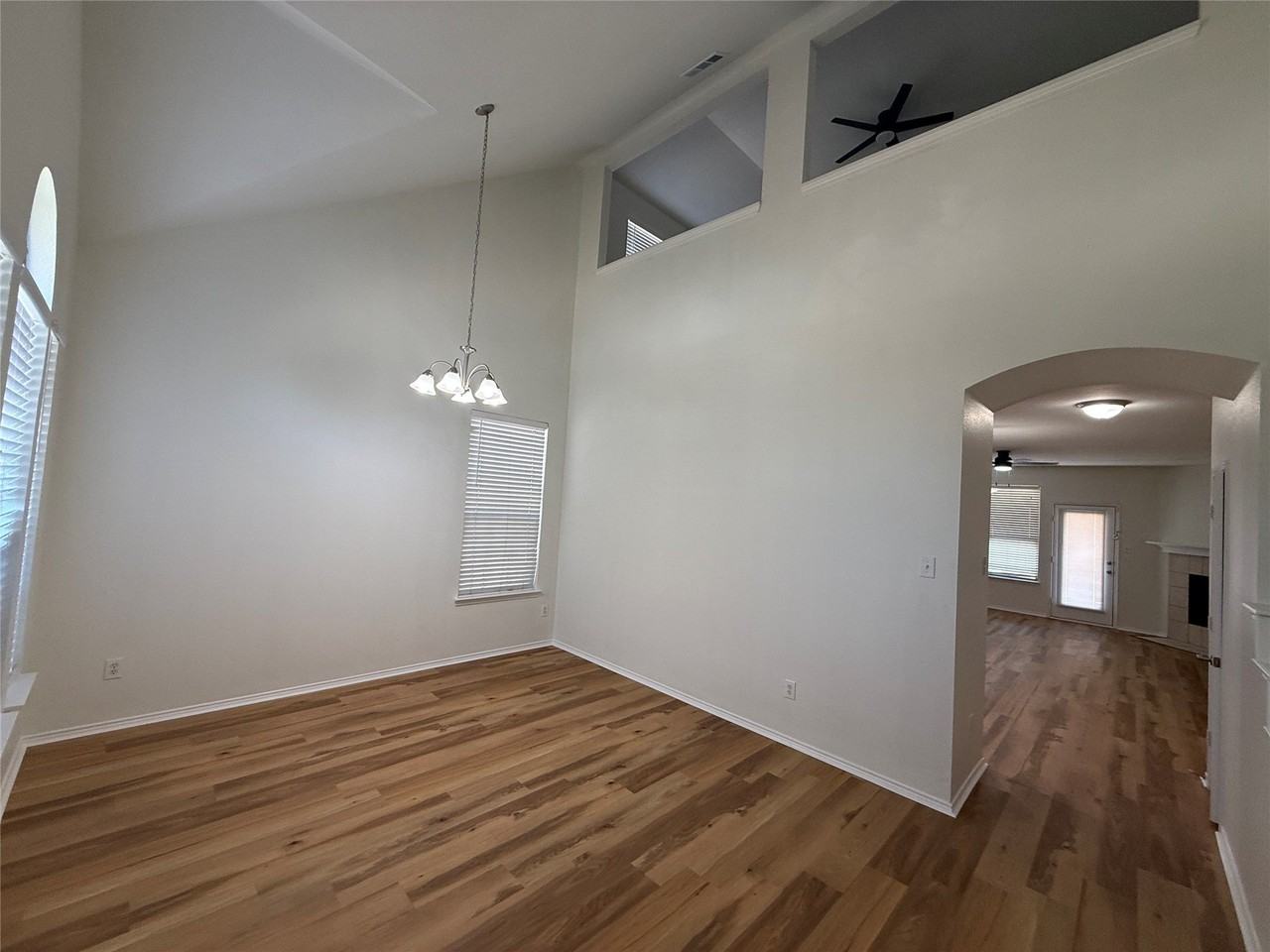 5936 Stirrup Iron Dr - Photo 3 of 29