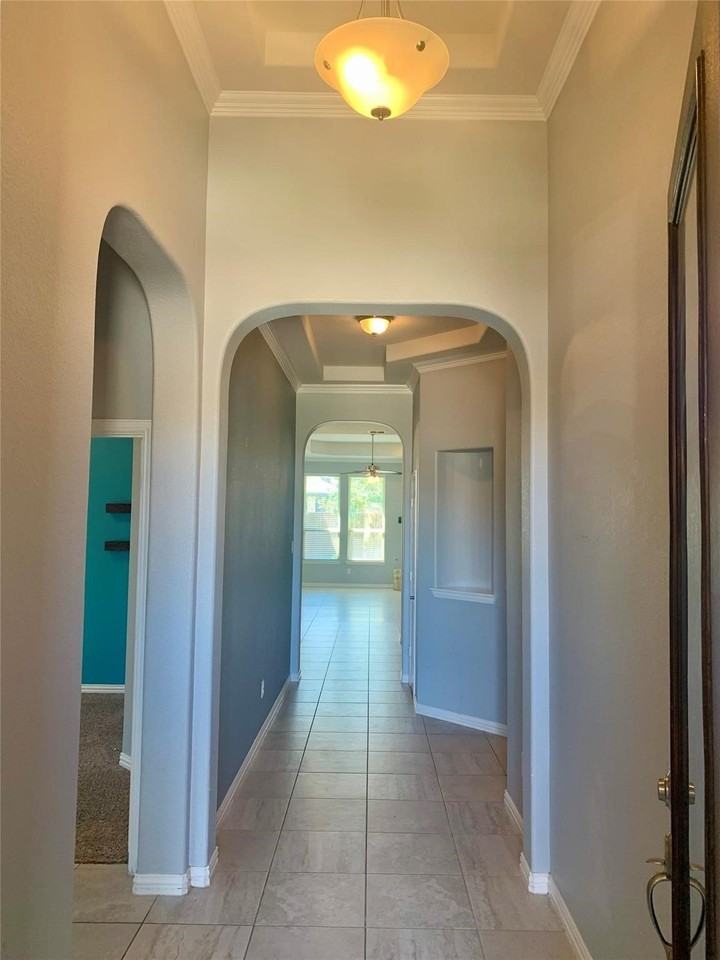 3140 Sangria Ln - Photo 3 of 26