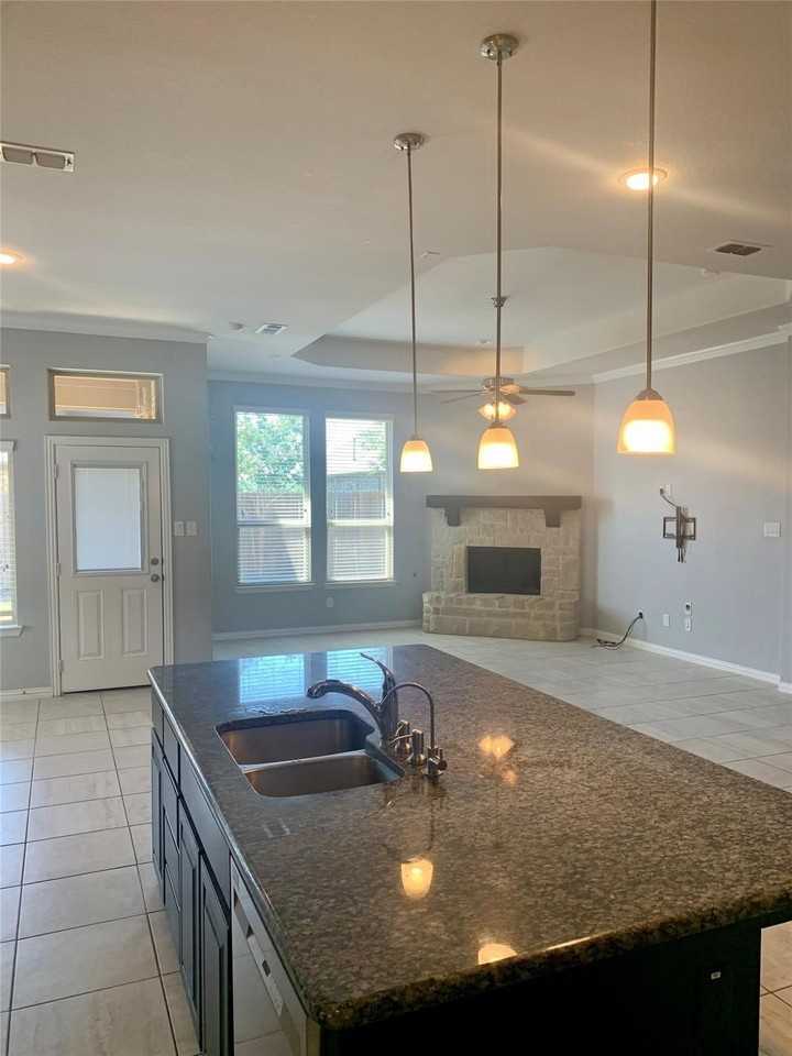 3140 Sangria Ln - Photo 6 of 26