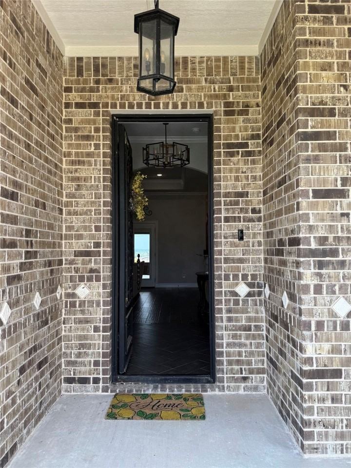1013 Sky Ct - Photo 4 of 38