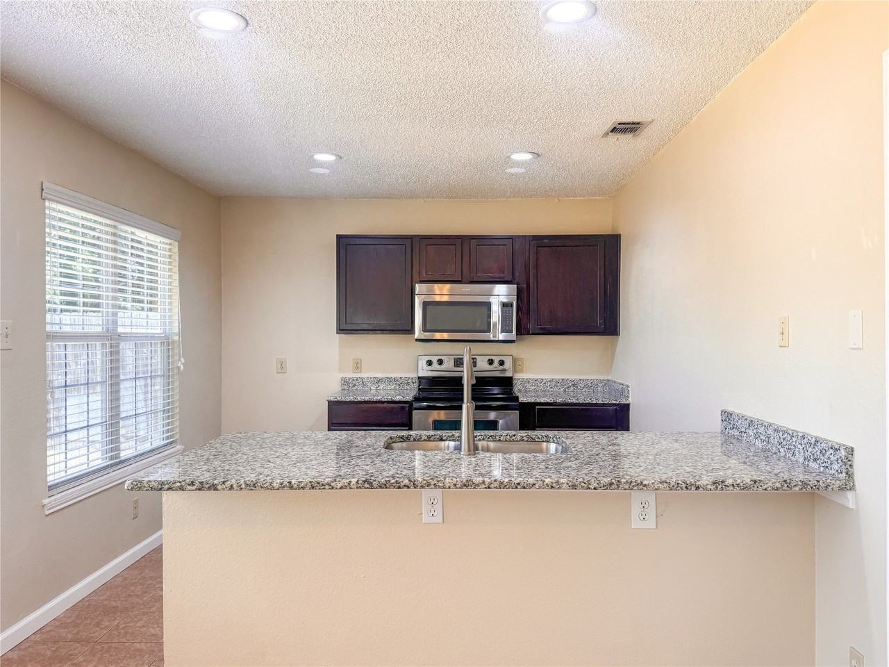 5306 Pampas Ct - Photo 7 of 22