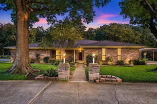 763 Moore Rd - Photo 1 of 1