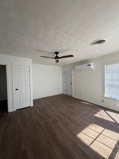 2350 N 18th St - Photo 4 of 17