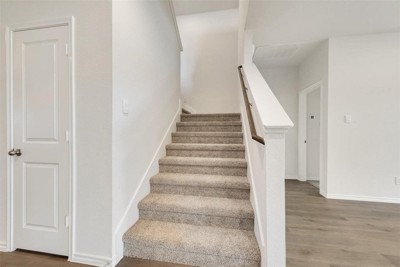 1428 Millstead Rill Dr - Photo 6 of 23