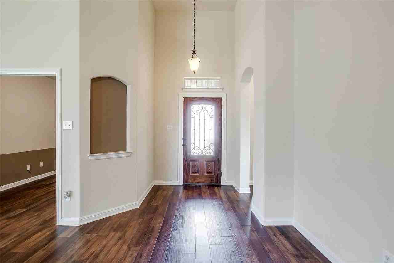 429 Foxcraft Dr - Photo 2 of 26