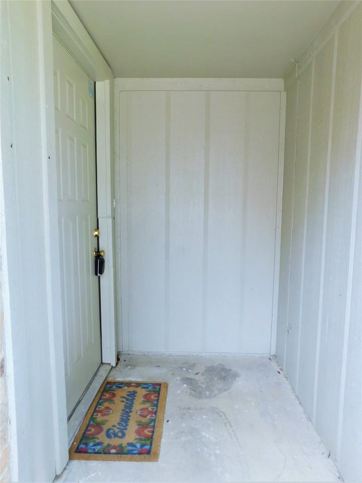 8865 Camfield Way - Photo 2 of 20