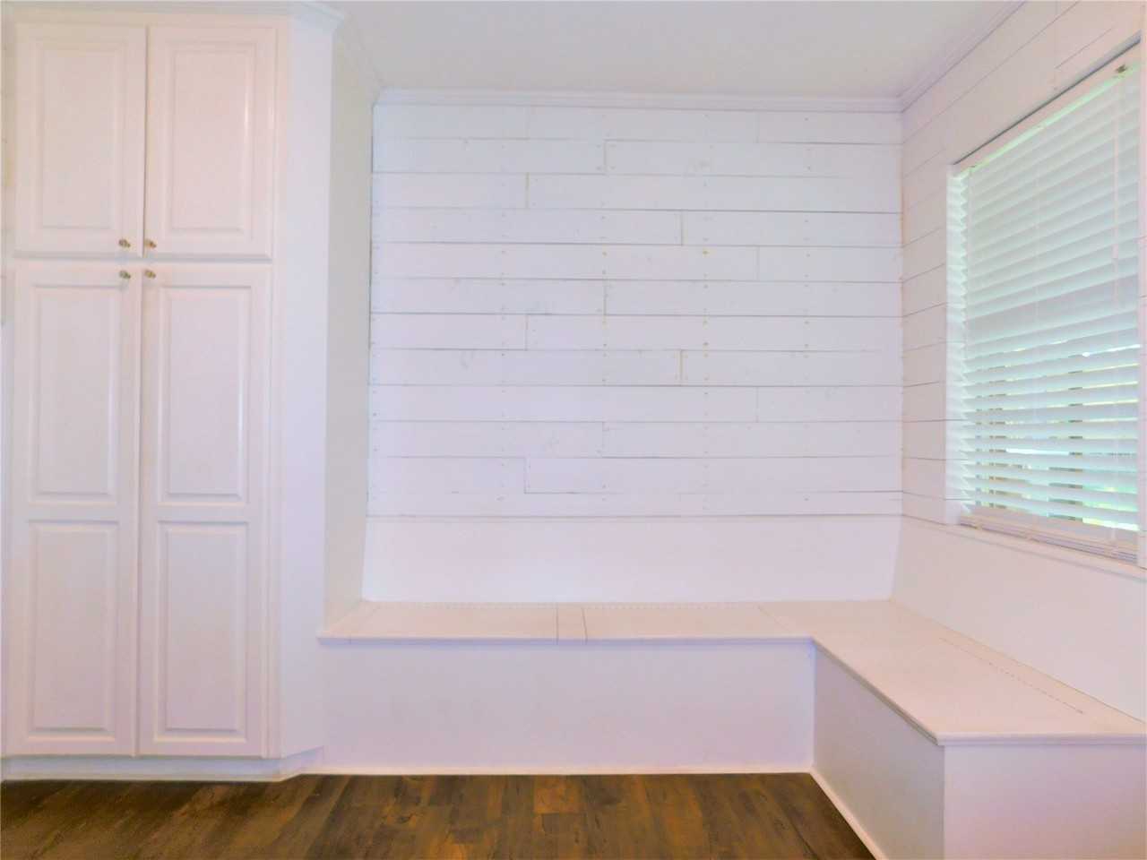 720 Chisholm Trl - Photo 7 of 22