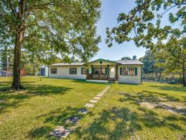 featured image of 233 Esquire Estates Rd
