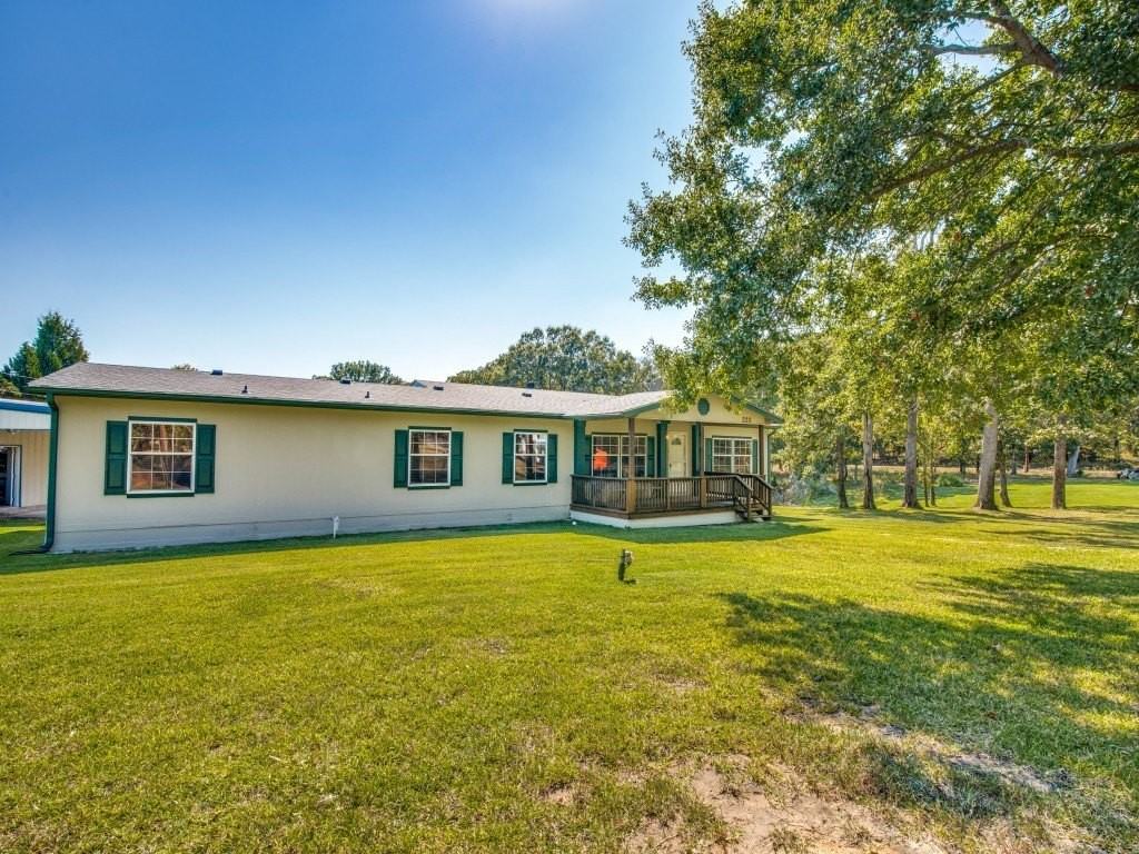 233 Esquire Estates Rd - Photo 2 of 24