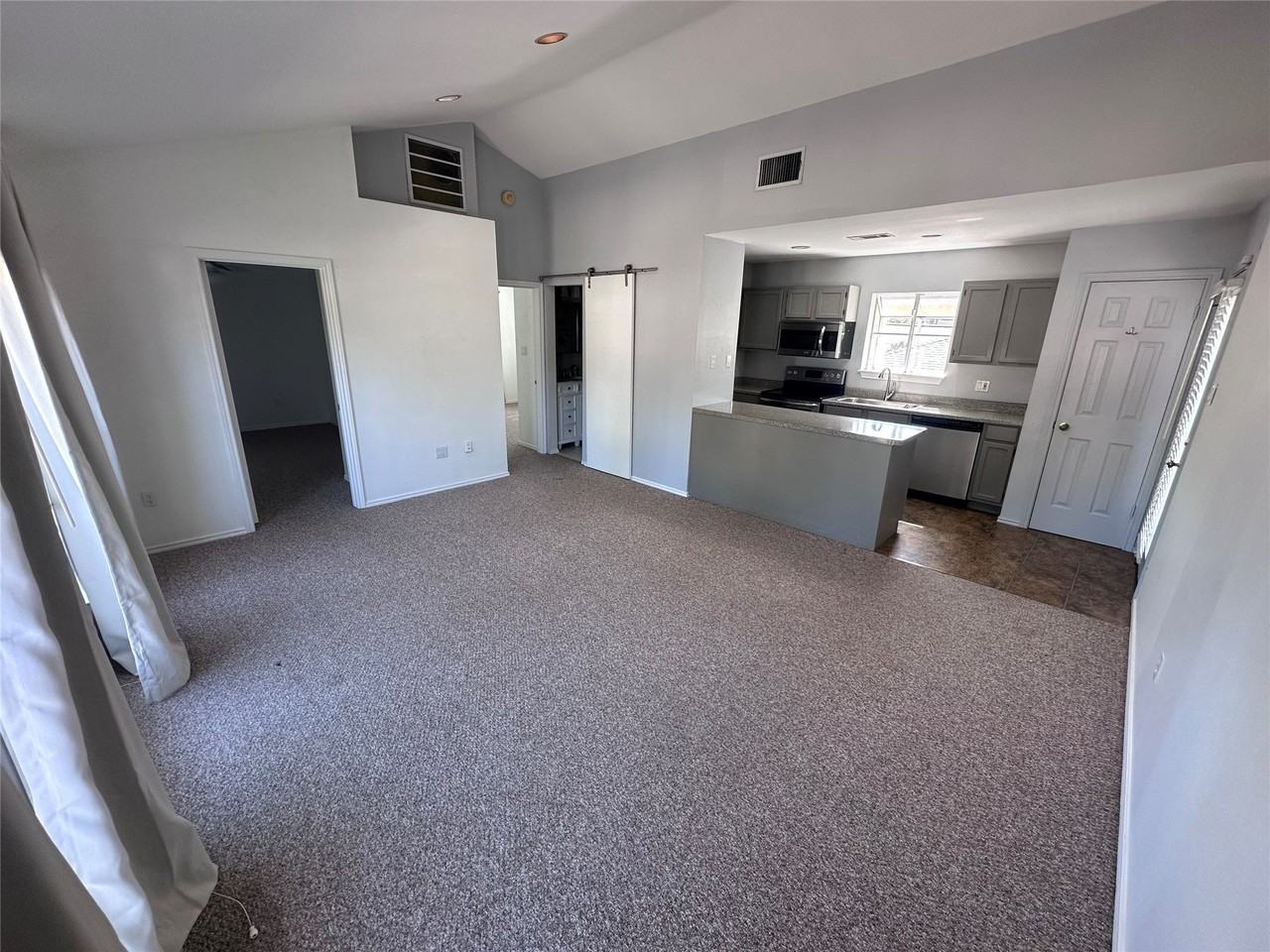 5355 Richard Ave - Photo 2 of 14