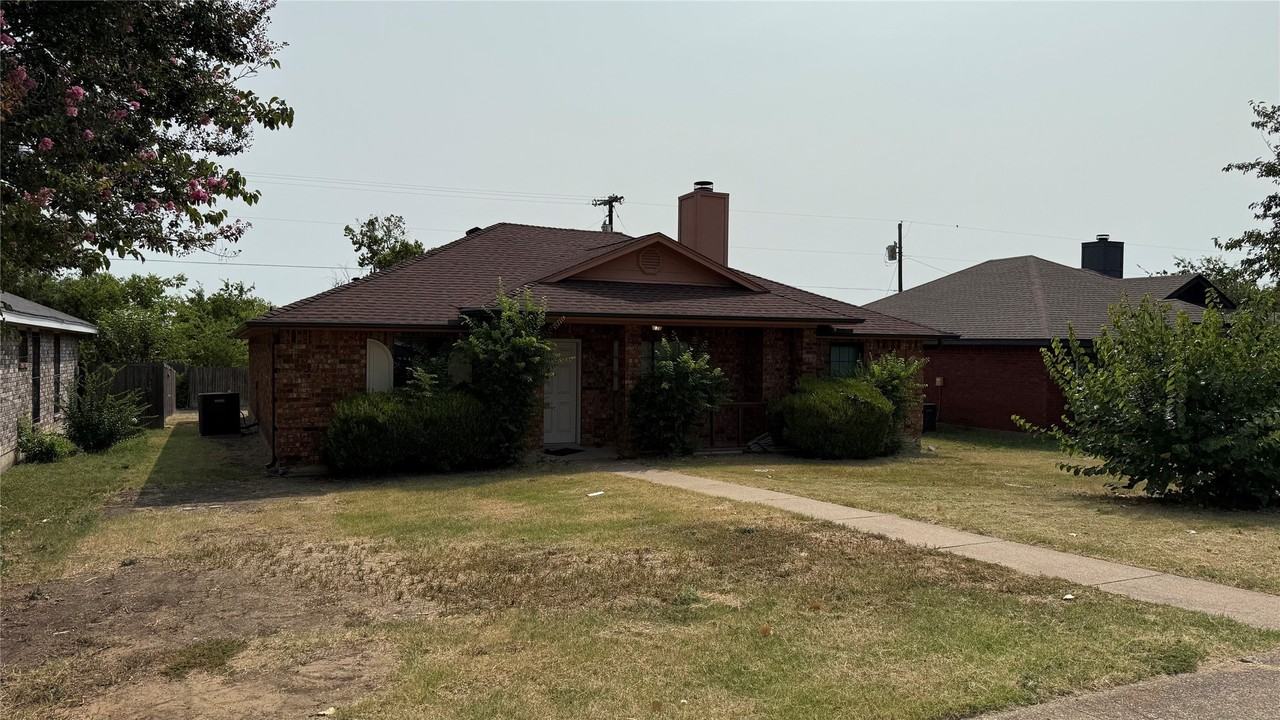 853 W Wintergreen Rd - Photo 2 of 20
