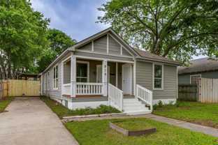 818 E Woodin Blvd - Photo 1 of 1