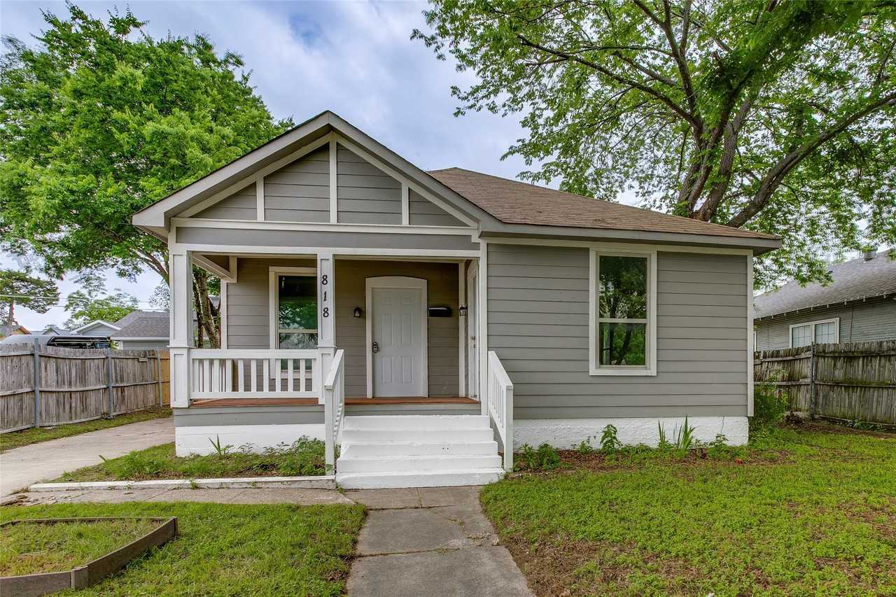 818 E Woodin Blvd - Photo 2 of 32