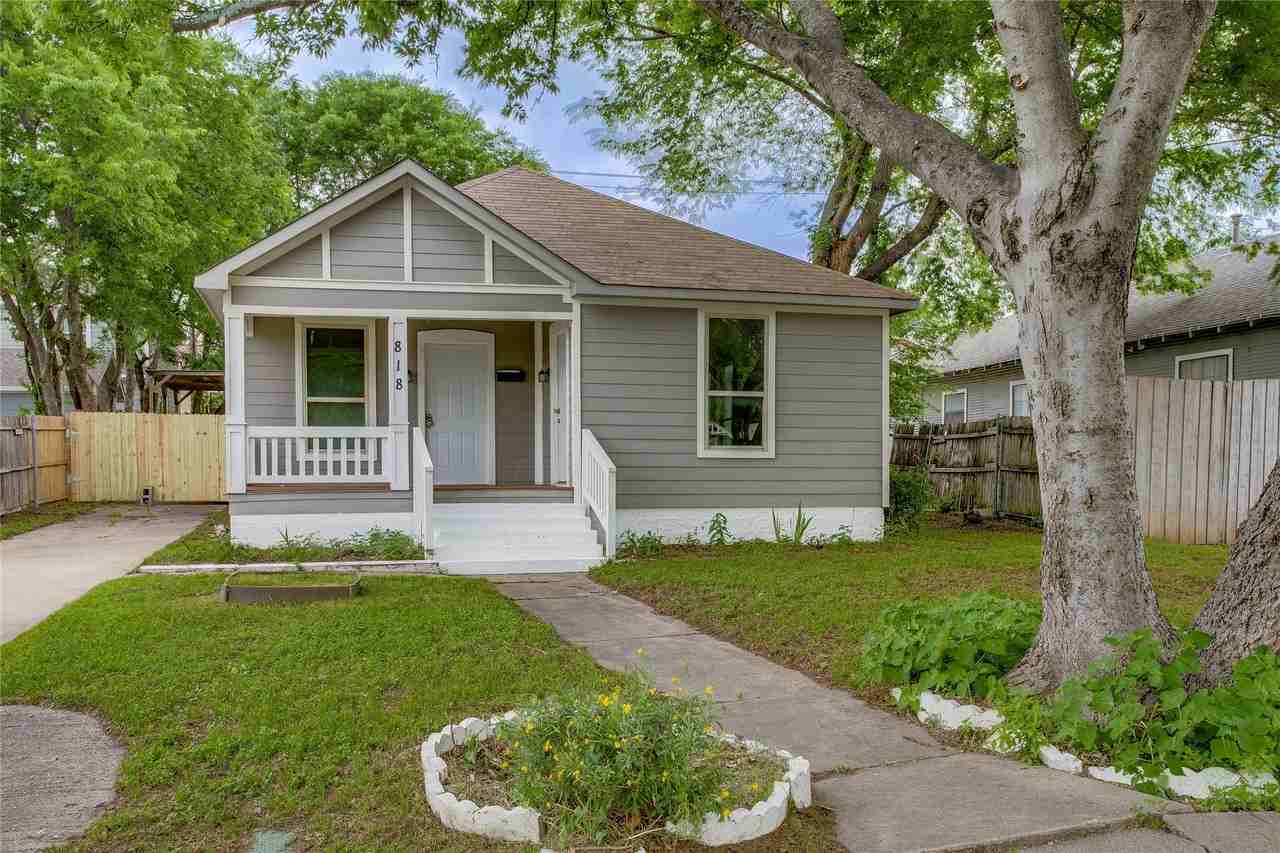 818 E Woodin Blvd - Photo 3 of 32