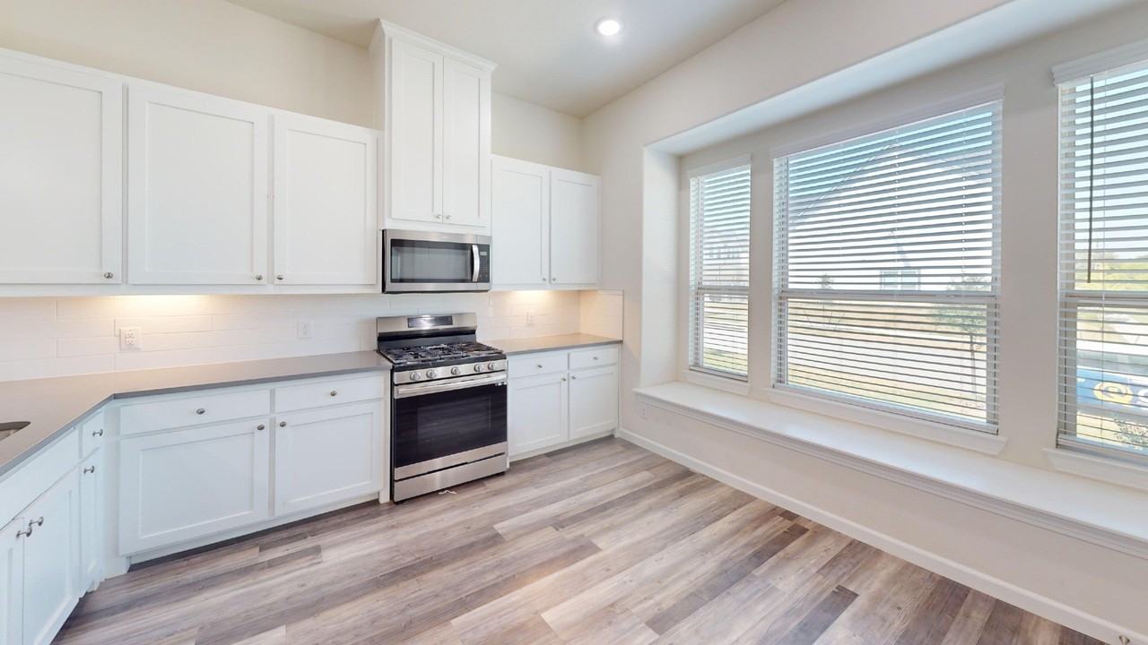 16134 Doe Lake Dr - Photo 5 of 21