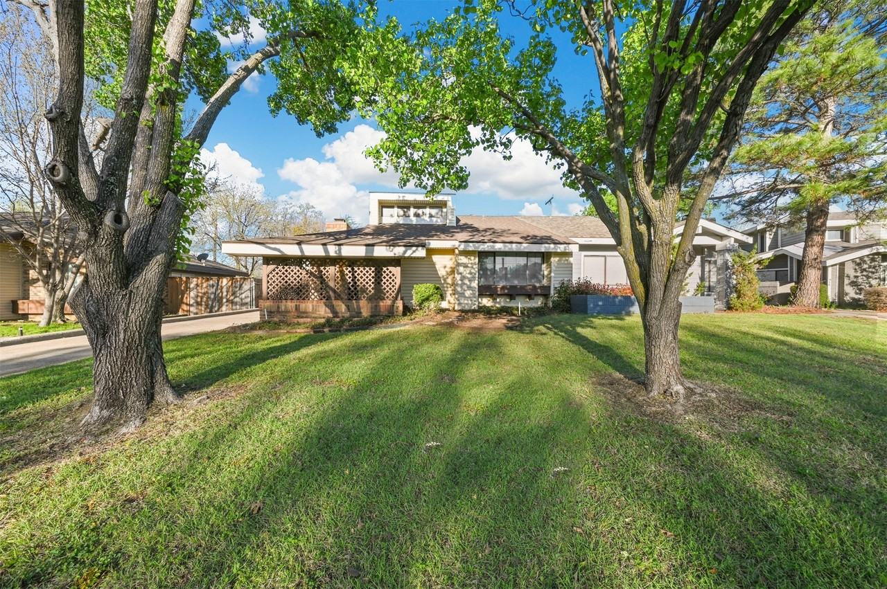 522 Hunters Glen St - Photo 2 of 21