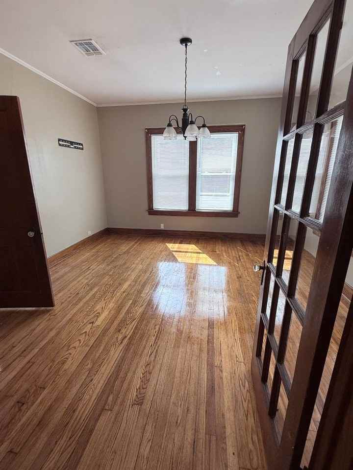 211 W Colorado Ave - Photo 4 of 7