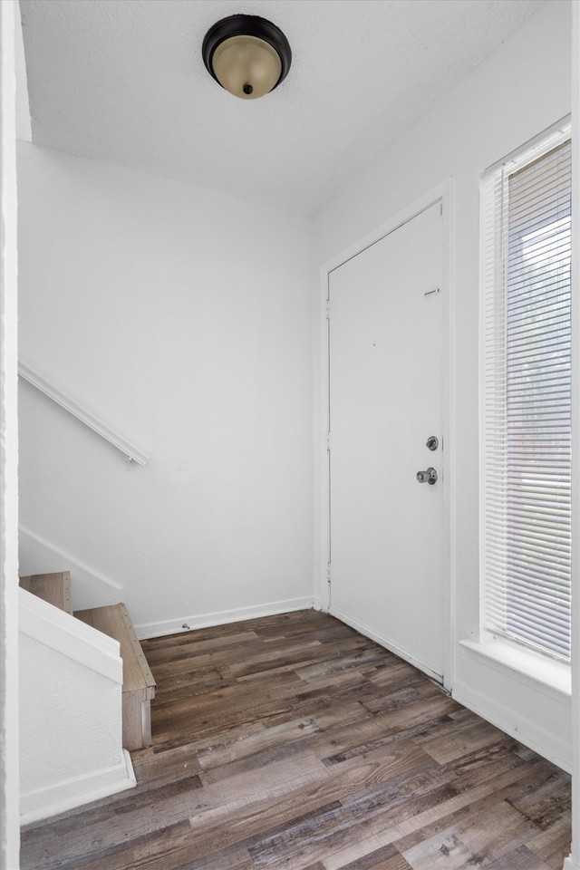 2205 Chase Ct #5 - Photo 2 of 30