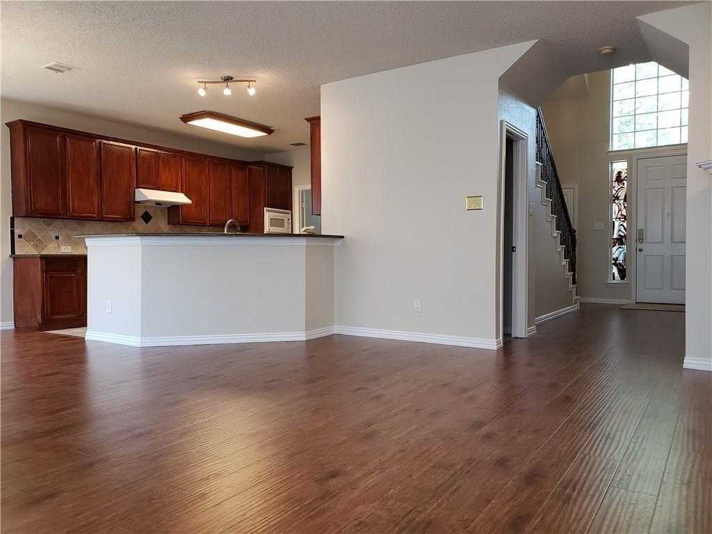 3633 Bonita Dr - Photo 5 of 16