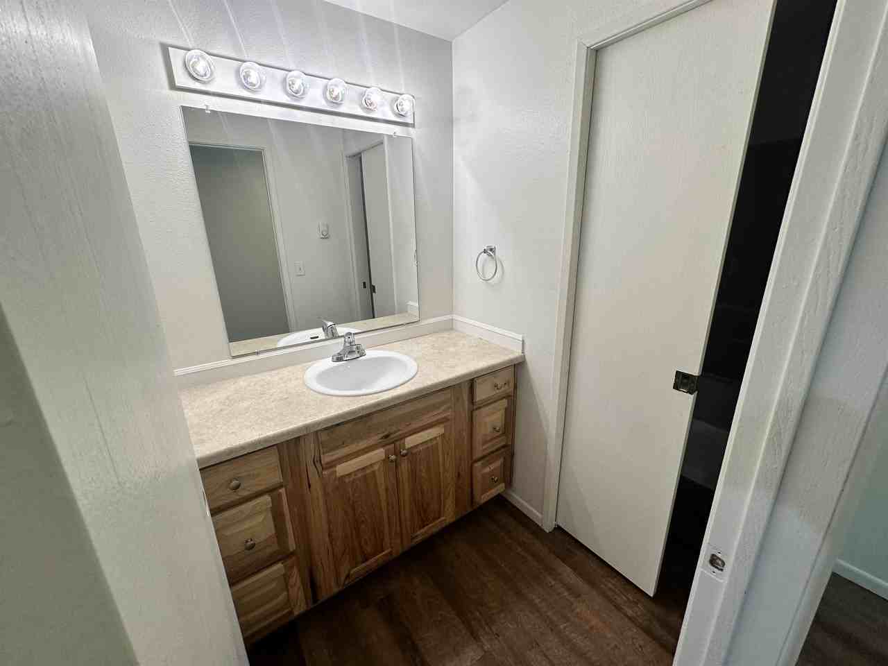 3414 South Grand BoulevardApt 107 #107 - Photo 5 of 7