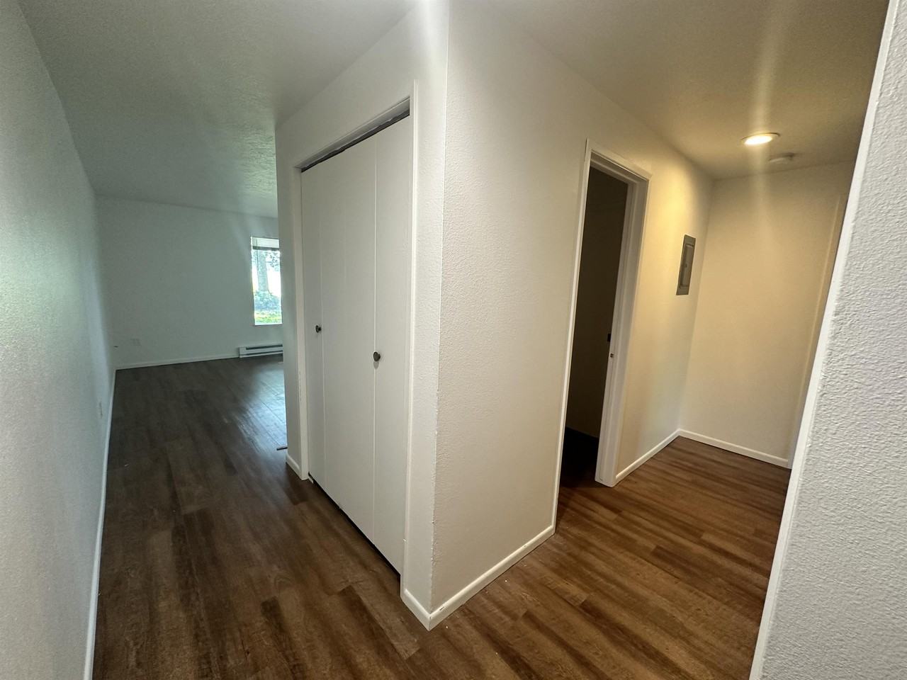 3414 South Grand BoulevardApt 107 #107 - Photo 6 of 7