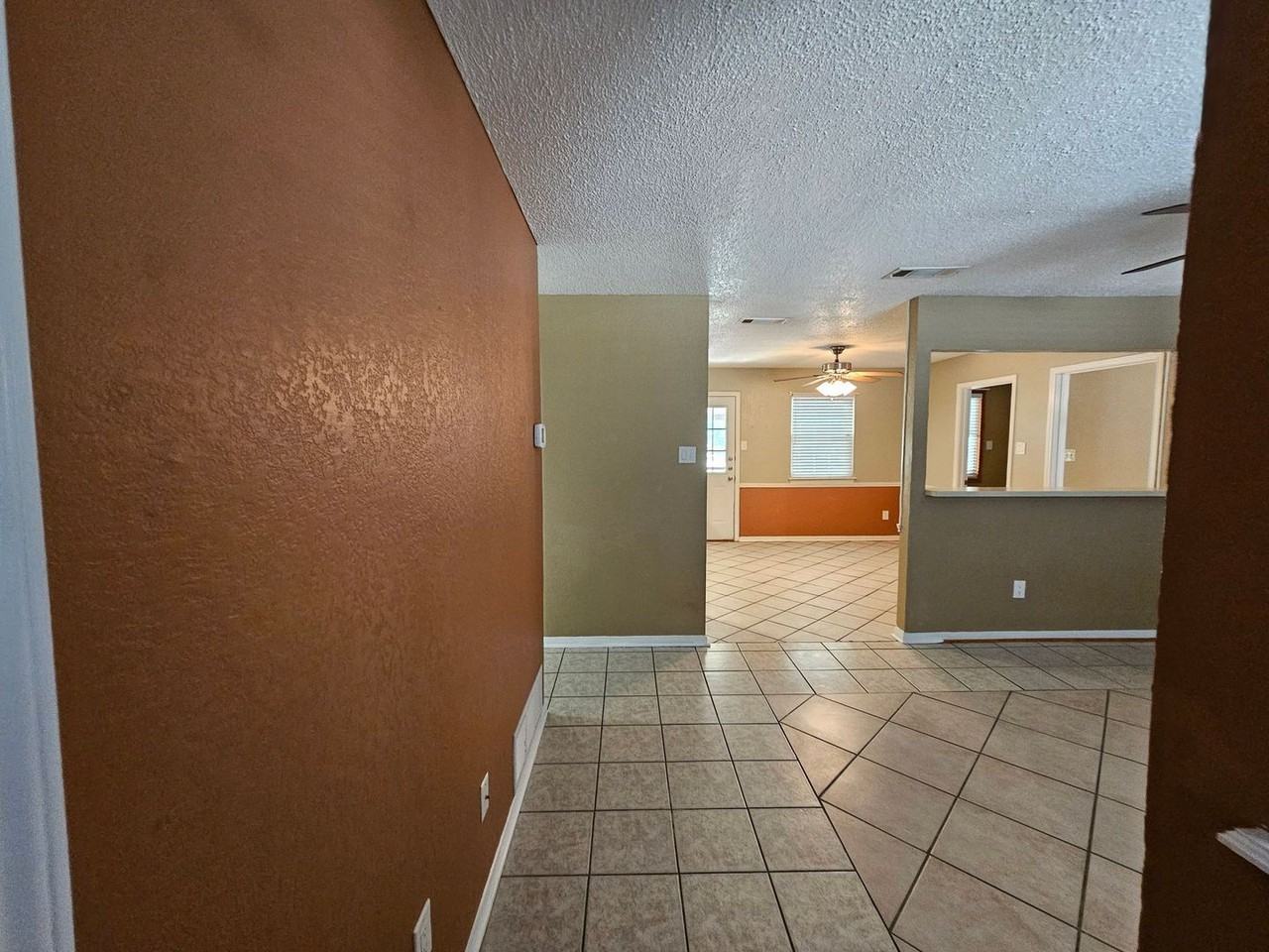 2009 Jossie Cir - Photo 5 of 29