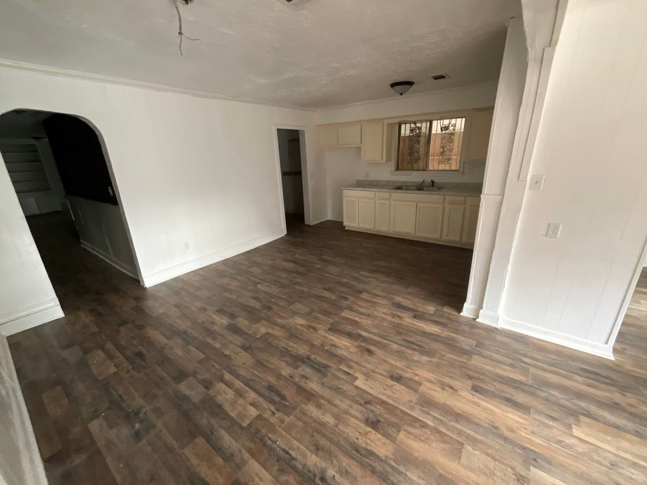 2843 Comfort St #1 - Photo 4 of 23