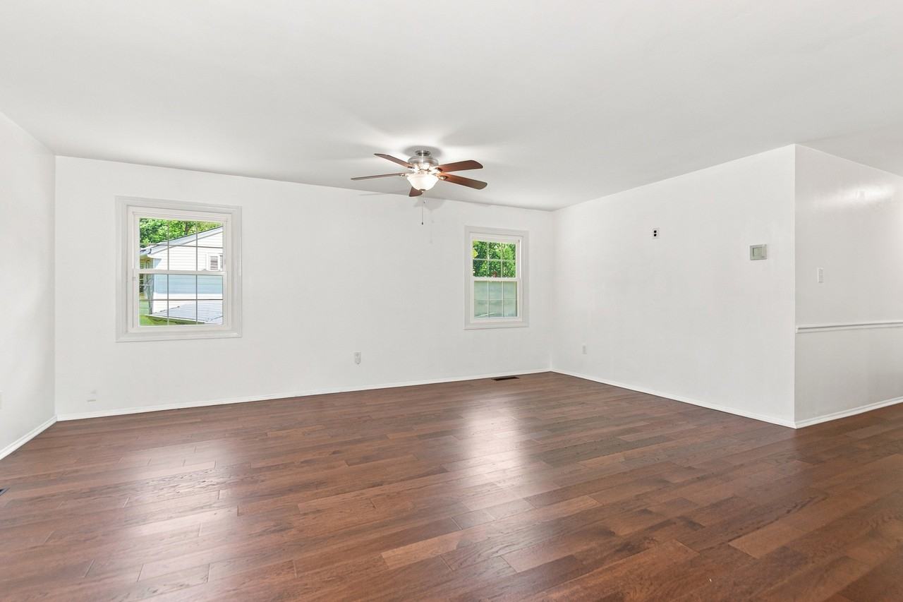 12823 Holiday Ln #1 - Photo 7 of 21