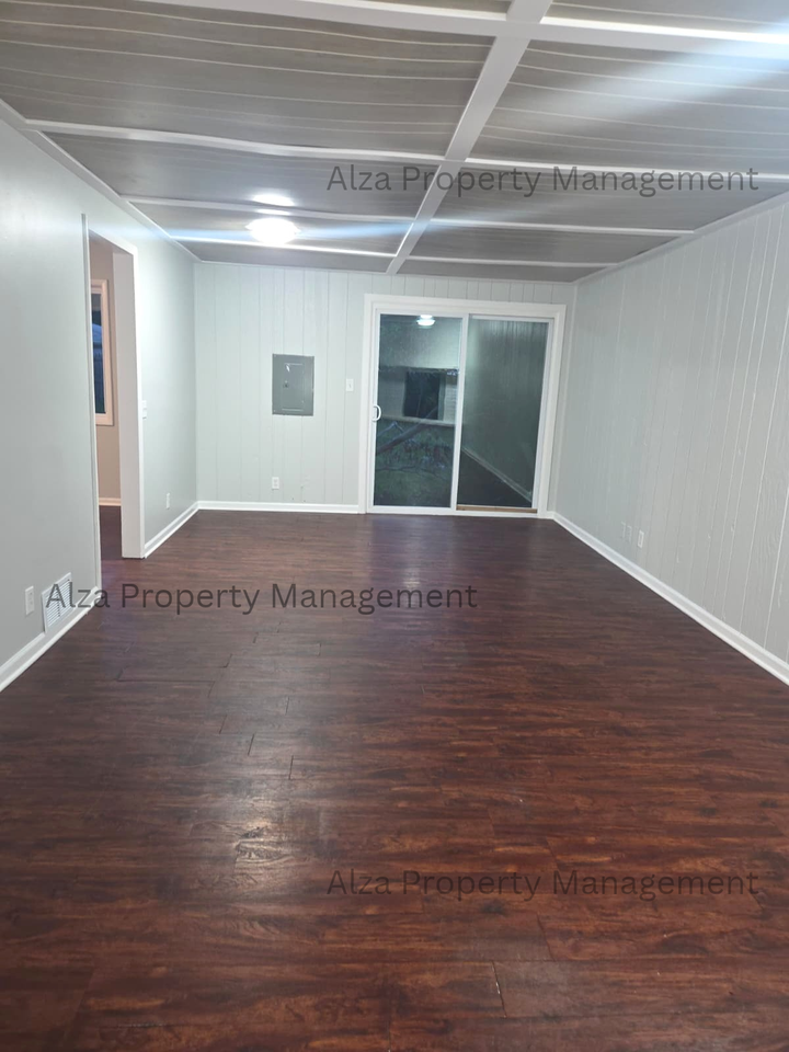 218 Healy Ave #1 - Photo 6 of 26