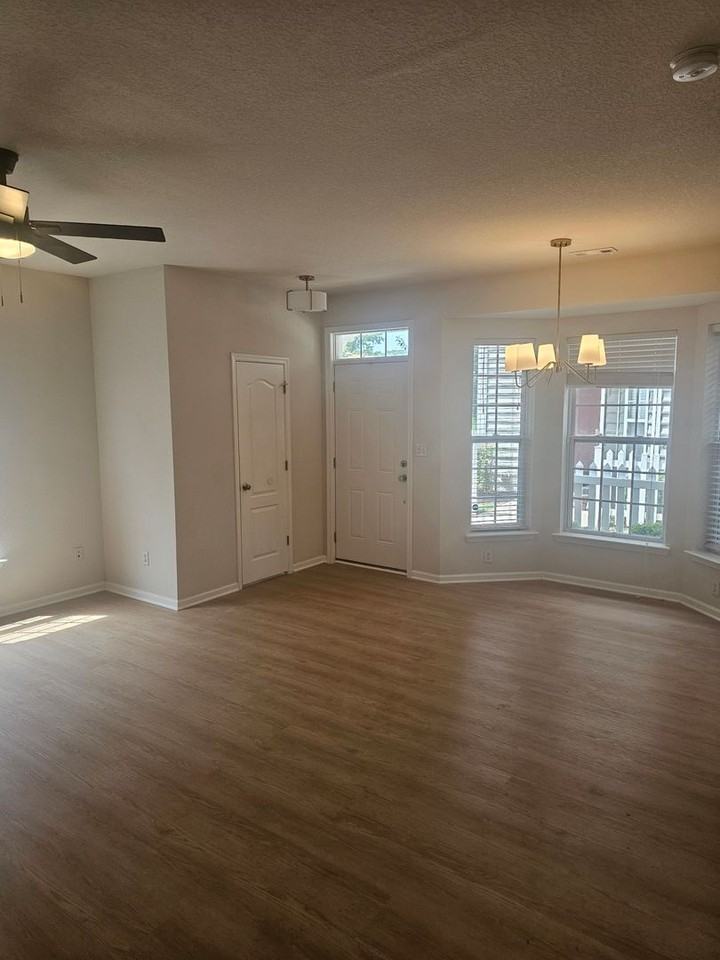 604 Teton Cir - Photo 6 of 31