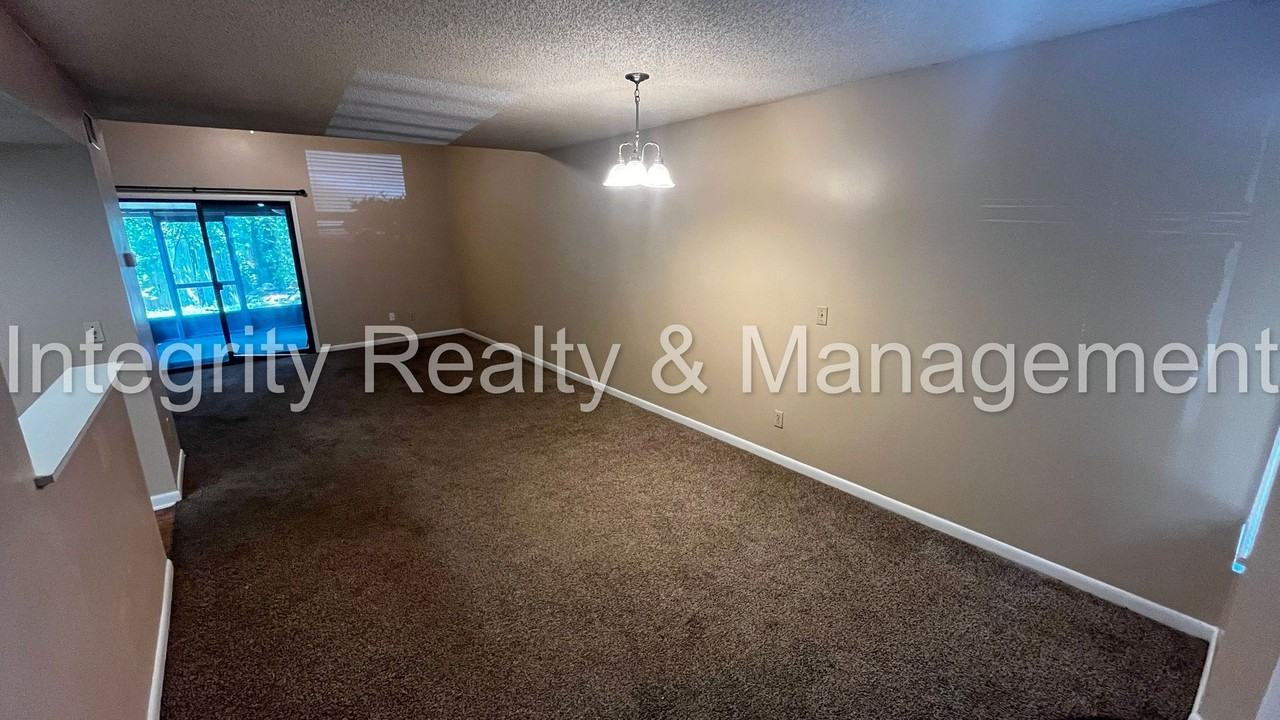 8542 Colony Pine Cir W - Photo 5 of 13