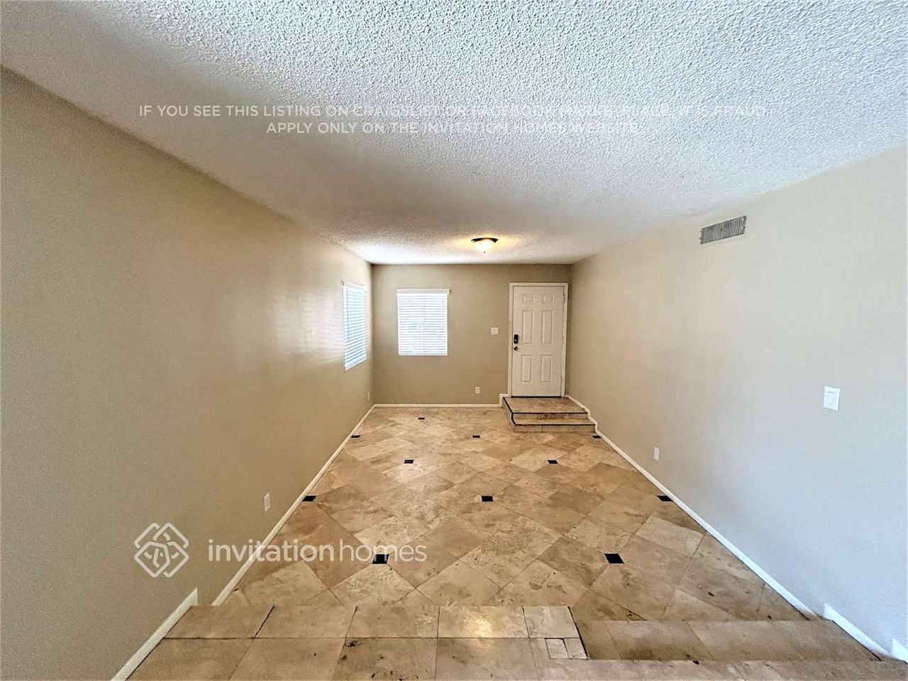 4319 N 79th Dr - Photo 2 of 20