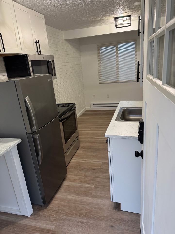 5001 Massillon Road - 5007 C #5007C - Photo 4 of 10