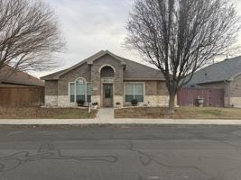 featured image of 6604 Amber Dr