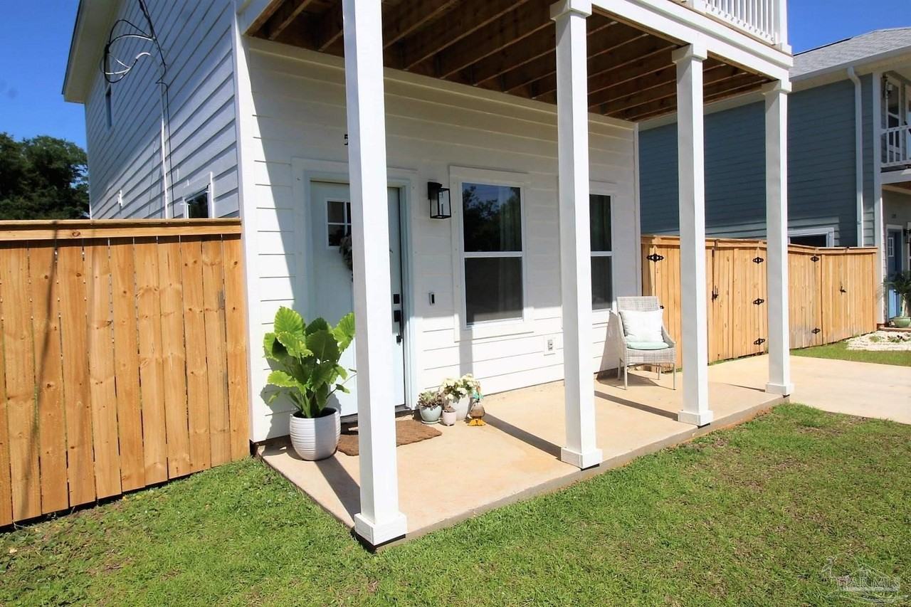 5245 Viking Rd - Photo 2 of 18