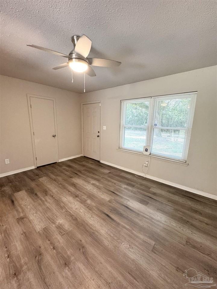3530 Milford Rd - Photo 2 of 18