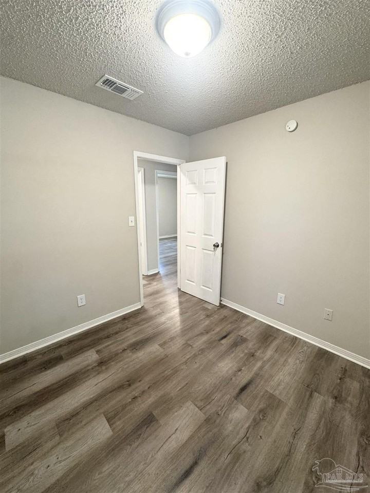 3530 Milford Rd - Photo 7 of 18